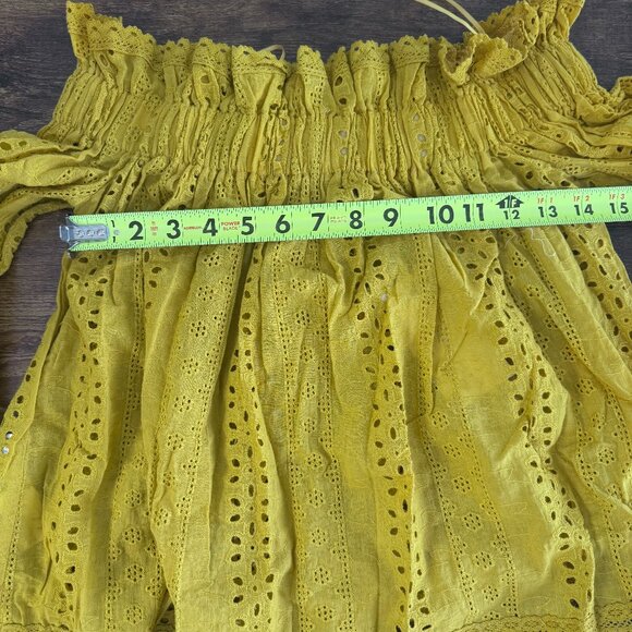 NWT Revolve × Endless Rose Eyelet Lace Off-Shoulder Blouse Size XS - Picture 6 of 12